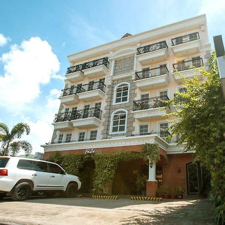 Hotel Emilia Davao Экстерьер фото