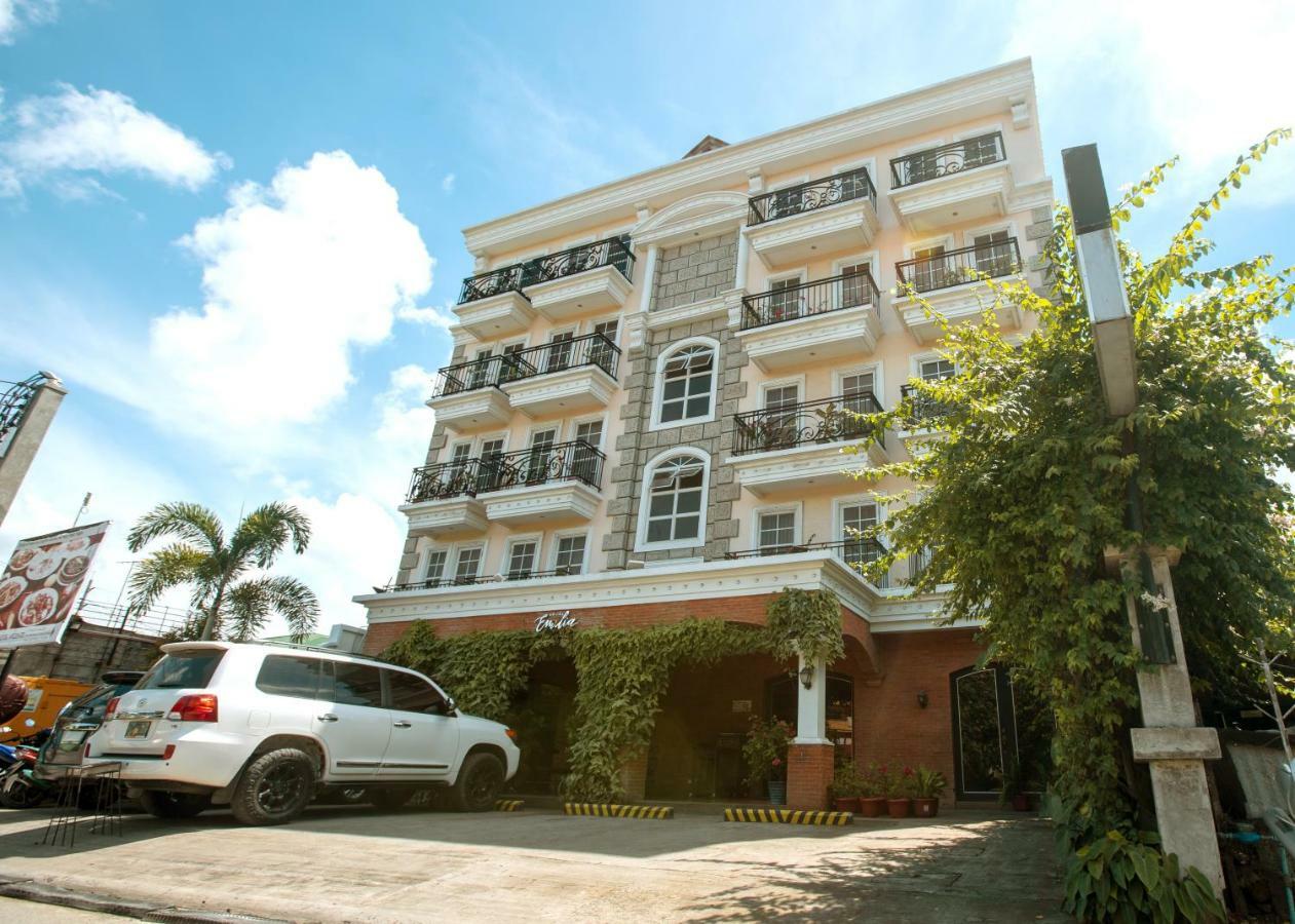 Hotel Emilia Davao Экстерьер фото